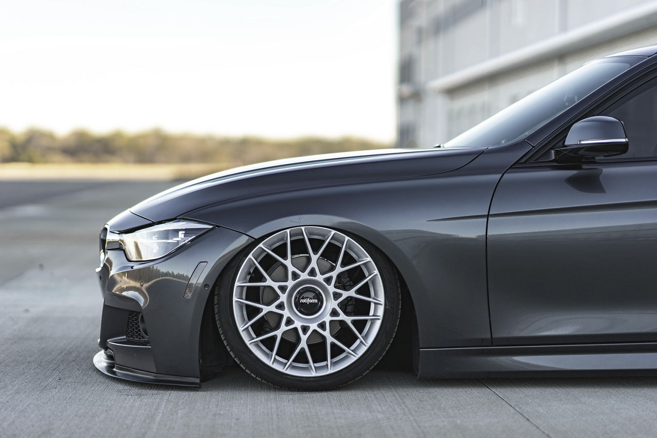2018 BMW 330i X-Drive - Rotiform BLQ-C - Silver | Wheel Pros